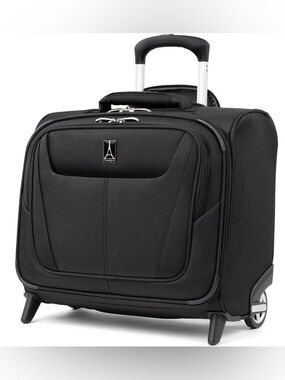 NWT Travelpro Max-Lite 5 Carry-on Luggage